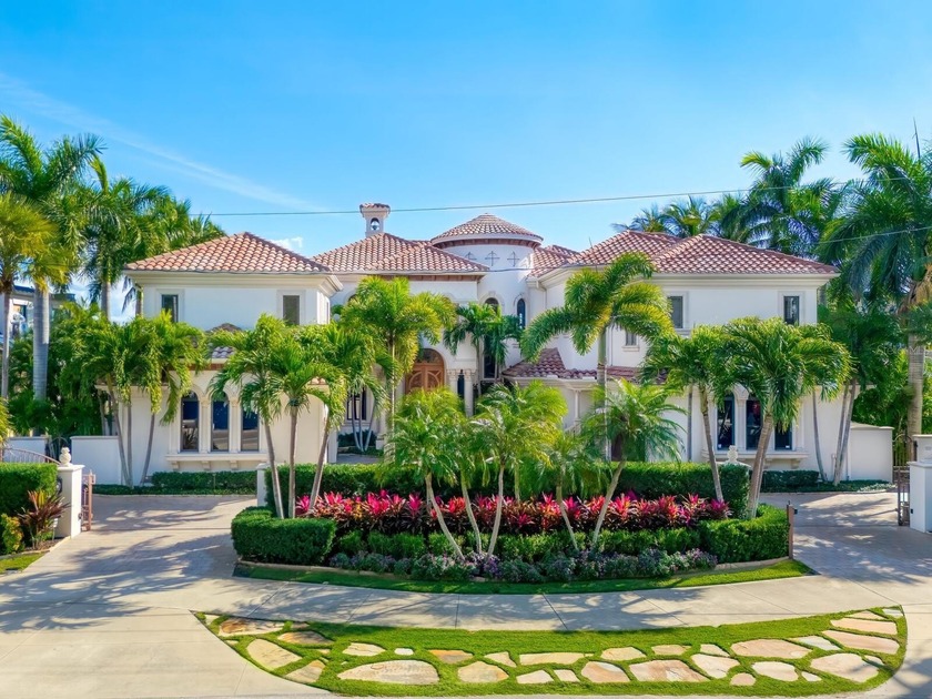 Live your luxury at Casa Lido, a spectacular waterfront estate - Beach Home for sale in Sarasota, Florida on Beachhouse.com
