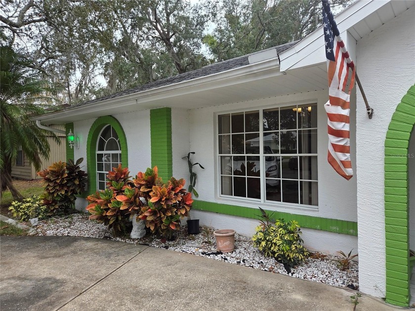 CENTRALLY LOCATED HOME IN SPRING HILL WITH EASY ACCESS TO PASCO - Beach Home for sale in Spring Hill, Florida on Beachhouse.com