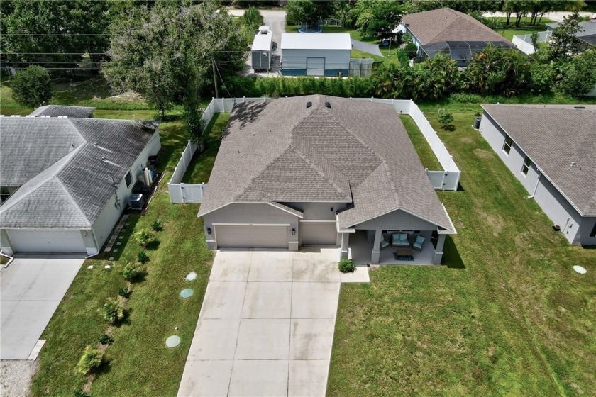 Don't wait to build - Move right in to this beautiful concrete - Beach Home for sale in Vero Beach, Florida on Beachhouse.com