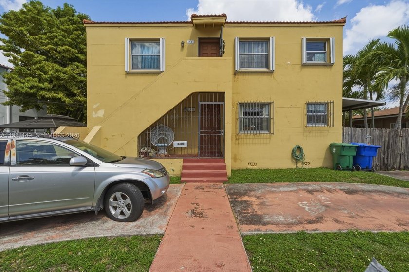 Prime Miami location just steps from Coral Gables. Rare - Beach Townhome/Townhouse for sale in Miami, Florida on Beachhouse.com