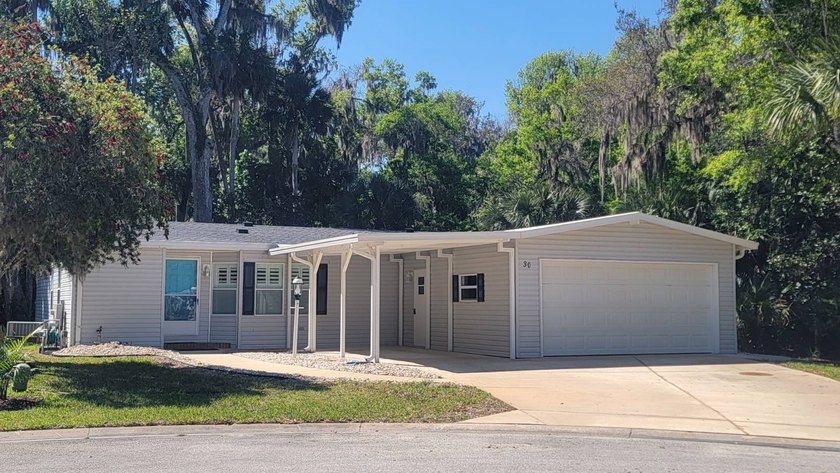 Completely renovated and stunning 1,800 sq. ft. home is the - Beach Home for sale in Flagler Beach, Florida on Beachhouse.com