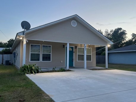 Recently renovated Waveland Home Featuring an Open Concept - Beach Home for sale in Waveland, Mississippi on Beachhouse.com