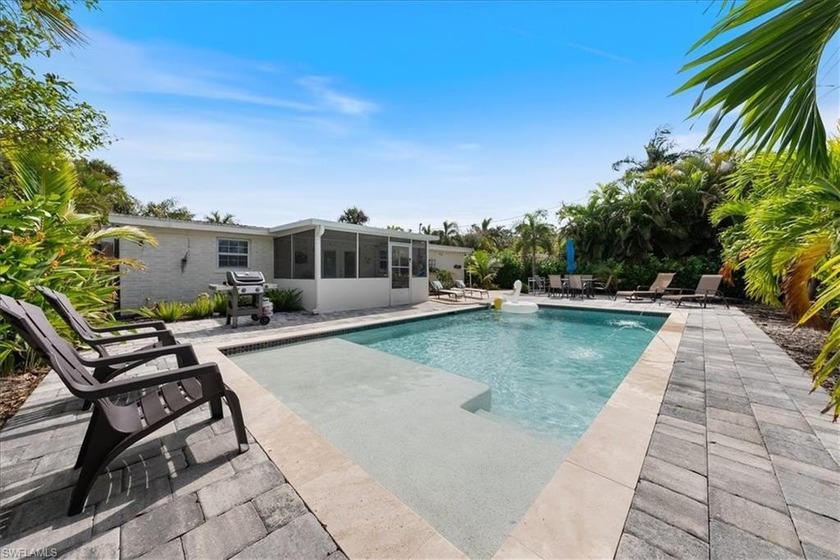Dream Home or Turnkey Investment - Prime Naples Location! - Beach Home for sale in Naples, Florida on Beachhouse.com