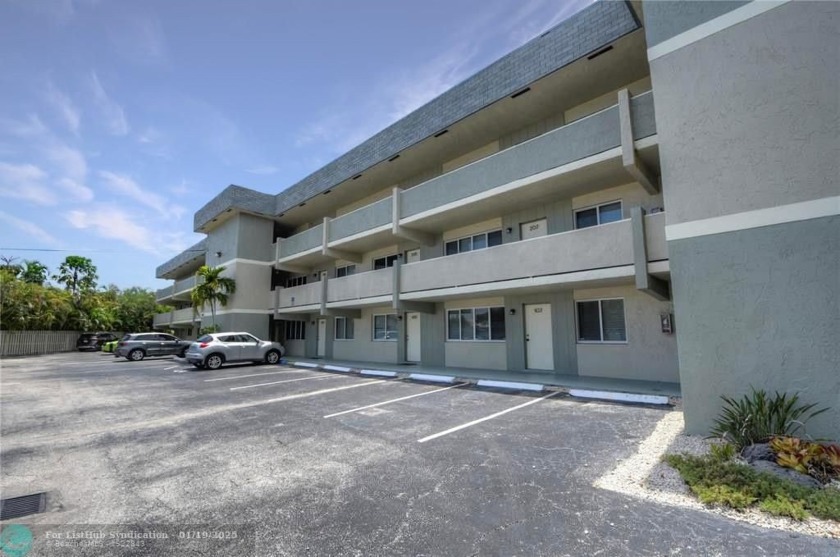 Amazing water view from both bedrooms and the Living area of - Beach Condo for sale in Fort Lauderdale, Florida on Beachhouse.com