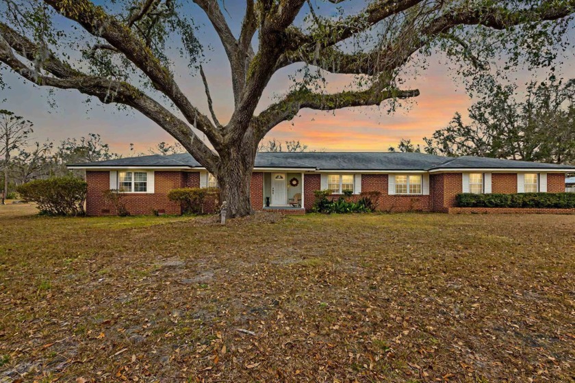 Sprawling, beautifully updated and well-appointed brick home - Beach Home for sale in Perry, Florida on Beachhouse.com