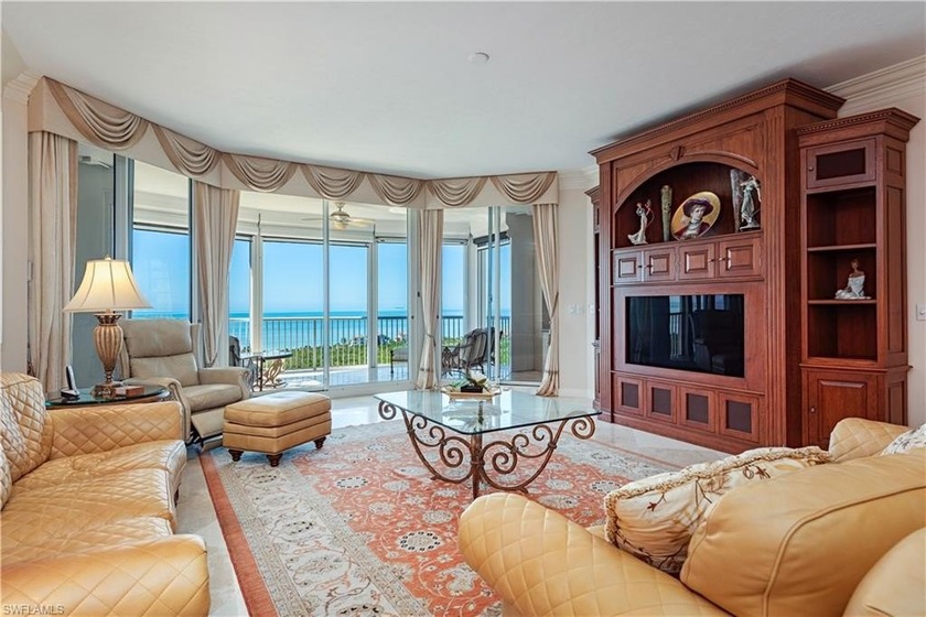This 19th-floor St Raphael 4-bedroom, 4-bath, 3100 sq. ft - Beach Condo for sale in Naples, Florida on Beachhouse.com
