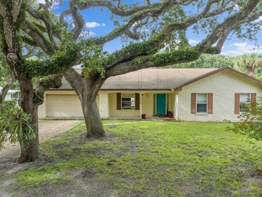 Rarely available 3-bedroom, 3-bath, concrete block home with - Beach Home for sale in Vero Beach, Florida on Beachhouse.com