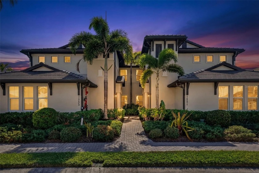 **** BOATER'S DREAM ****
Light-filled, elegant, and perfectly - Beach Townhome/Townhouse for sale in Bradenton, Florida on Beachhouse.com