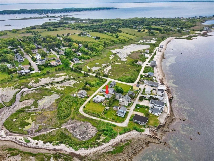 Your coastal setting awaits! This charming 2-bedroom, 1-bath - Beach Home for sale in Fairhaven, Massachusetts on Beachhouse.com