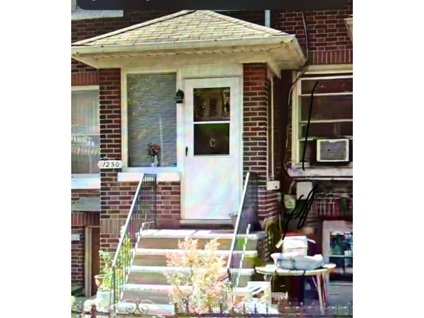 Prime Dyker Heights location! This brick one family property - Beach Home for sale in Brooklyn, New York on Beachhouse.com