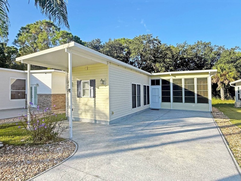 Resort living on a championship golf course. Over 600 ft.2 - Beach Home for sale in Titusville, Florida on Beachhouse.com