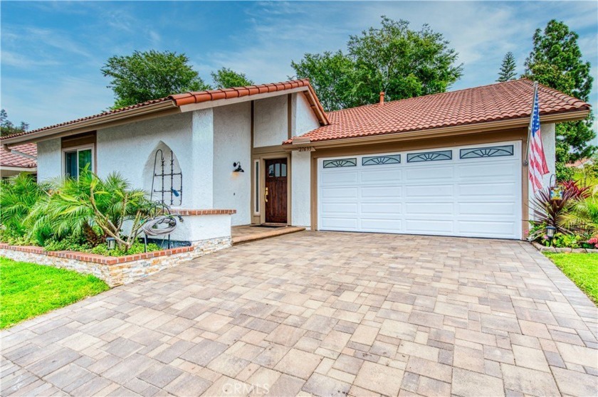 COMPLETELY REMODELED CORNER-LOT HOME JUST LISTED IN THE - Beach Home for sale in Mission Viejo, California on Beachhouse.com