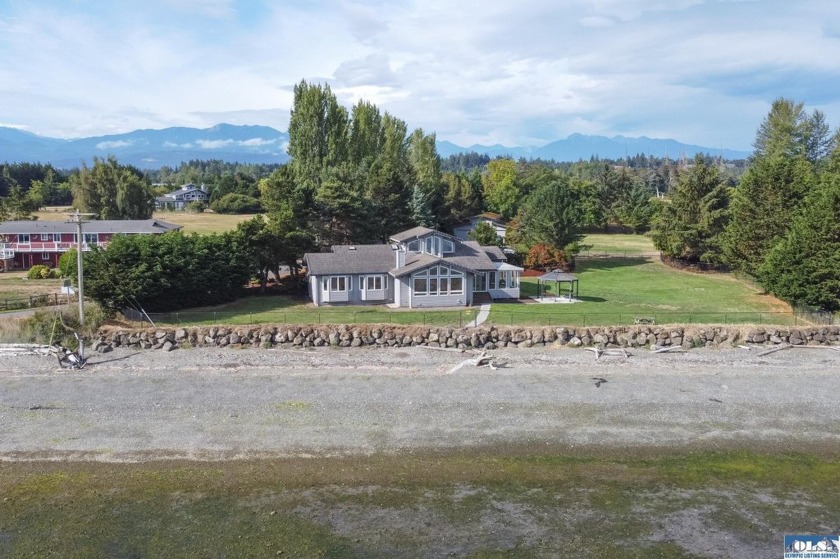 12 Jamestown Beach Lane + Adjacent land parcel - Beach Home for sale in Sequim, Washington on Beachhouse.com