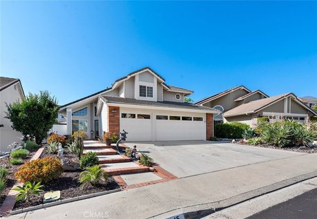 Welcome to this stunning 4 bedroom, 3 bathroom dream home that - Beach Home for sale in Rancho Santa Margarita, California on Beachhouse.com