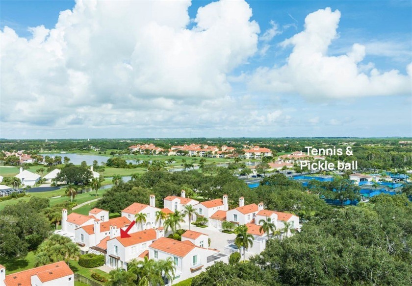 Stunning Townhome! Southern exposure and vistas to the fairway - Beach Home for sale in Vero Beach, Florida on Beachhouse.com