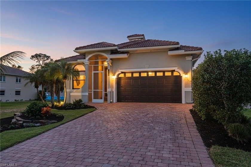 Stunning Turnkey Coastal Retreat Near Naples Bay!! This - Beach Home for sale in Naples, Florida on Beachhouse.com