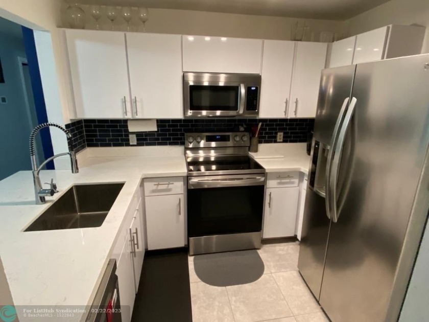 Perfect worry free property for new buyers in incurring more - Beach Condo for sale in Dania, Florida on Beachhouse.com