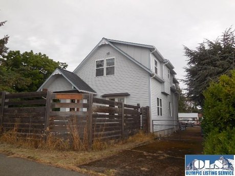 1015 W 8th. St. - Beach Home for sale in Port Angeles, Washington on Beachhouse.com