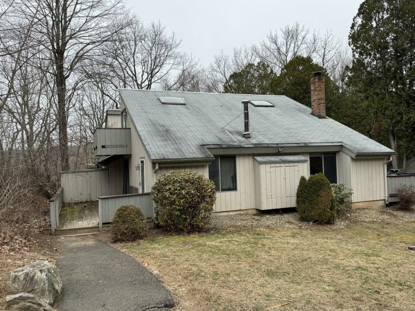 Highest & Best Offers needed by Monday March 31 at 5:000 - Beach Condo for sale in Guilford, Connecticut on Beachhouse.com