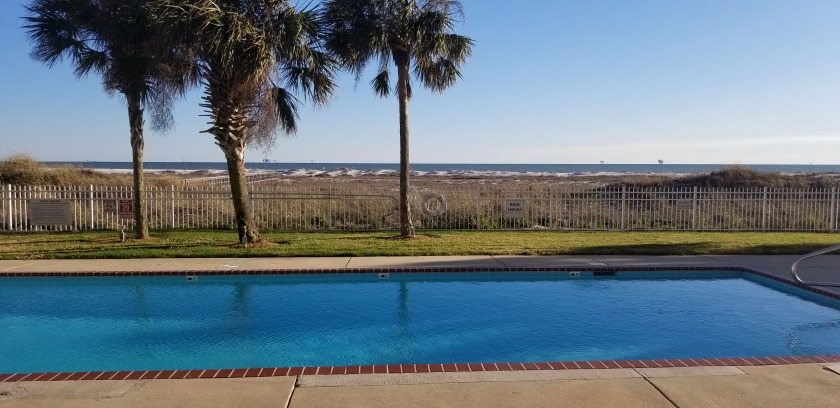 Inn at Dauphin Island 110--Walk-in Shower! Walk out to Pools and - Beach Vacation Rentals in Dauphin Island, Alabama on Beachhouse.com
