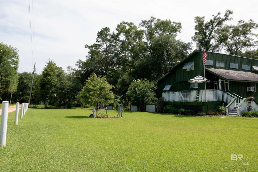 Come see this incredibly unique and wonderful Fairhope property - Beach Home for sale in Fairhope, Alabama on Beachhouse.com