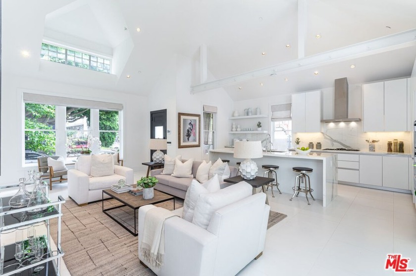 Available FULLY FURNISHED.  This exquisite property offers a - Beach Condo for sale in Santa Monica, California on Beachhouse.com