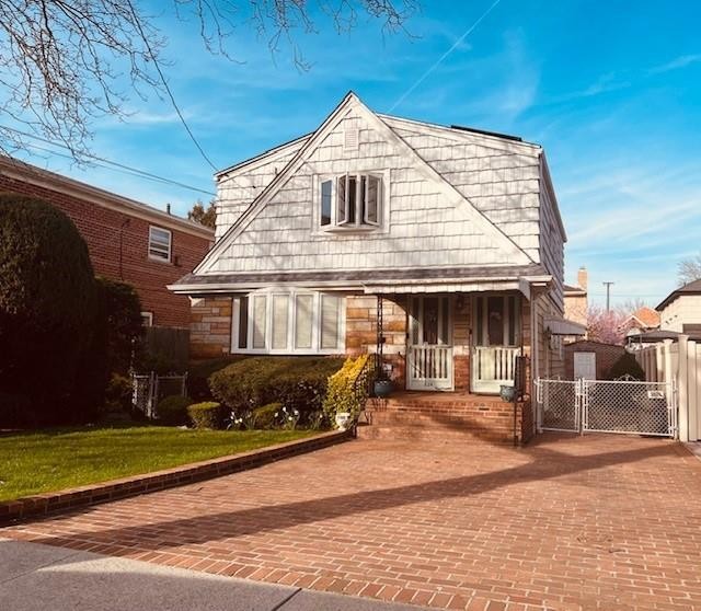 This 2 Family 40 X 100 property nestled deep within Bergen Beach - Beach Home for sale in Brooklyn, New York on Beachhouse.com