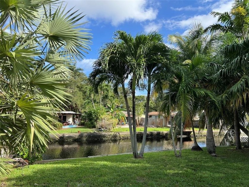 Build Your Dream Waterfront Estate on a spacious 11,210 sq ft - Beach Lot for sale in Fort Lauderdale, Florida on Beachhouse.com