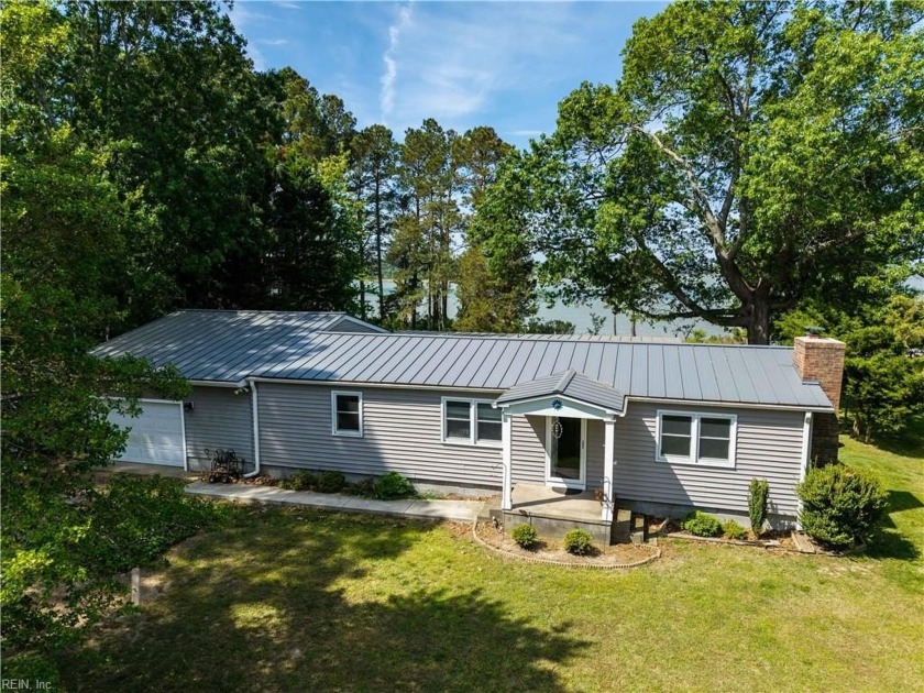 Don't miss this three-bedroom, two full bathroom ranch home on a - Beach Home for sale in Painter, Virginia on Beachhouse.com