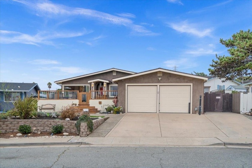 This beautifully updated Seaside home offers stunning ocean - Beach Home for sale in Seaside, California on Beachhouse.com