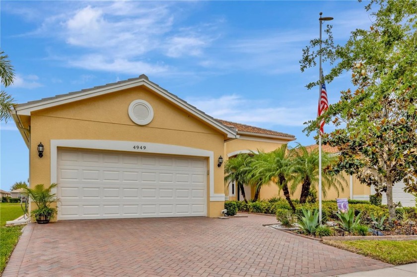 One or more photo(s) has been virtually staged. ?? Live the - Beach Home for sale in Wimauma, Florida on Beachhouse.com