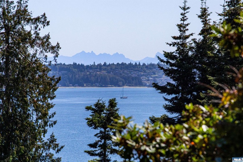 735 Tala Shores Dr - Beach Home for sale in Port Ludlow, Washington on Beachhouse.com