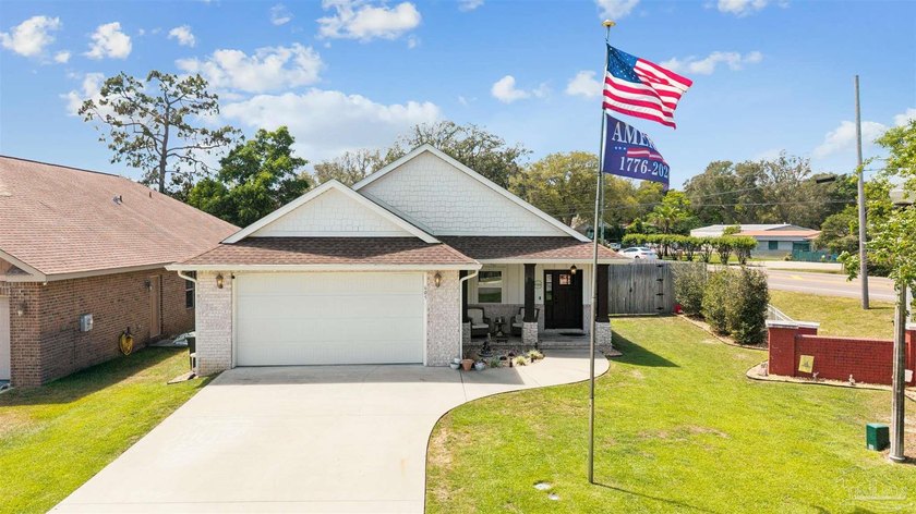 PRICED TO SELL!! This is a Golden Opportunity to own a home that - Beach Home for sale in Pensacola, Florida on Beachhouse.com