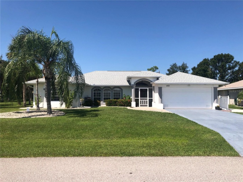 Impressive 3 Bedroom, 2 Bathroom home with attached oversized 2 - Beach Home for sale in Punta Gorda, Florida on Beachhouse.com