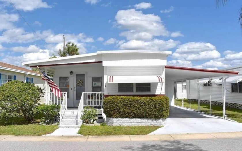 This Beautifully Updated, 1 Bedroom 1 Bath Fully Furnished Home - Beach Home for sale in Dunedin, Florida on Beachhouse.com