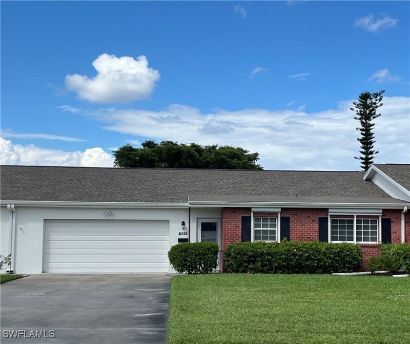 *DOUBLE GARAGE*RENOVATED*FRESHLY PAINTED INSIDE*3 BEDROOMS*2.5 - Beach Home for sale in Fort Myers, Florida on Beachhouse.com