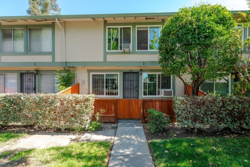 Welcome Home to this delightful 2-bedroom, 1.5-bathroom home - Beach Condo for sale in San Jose, California on Beachhouse.com