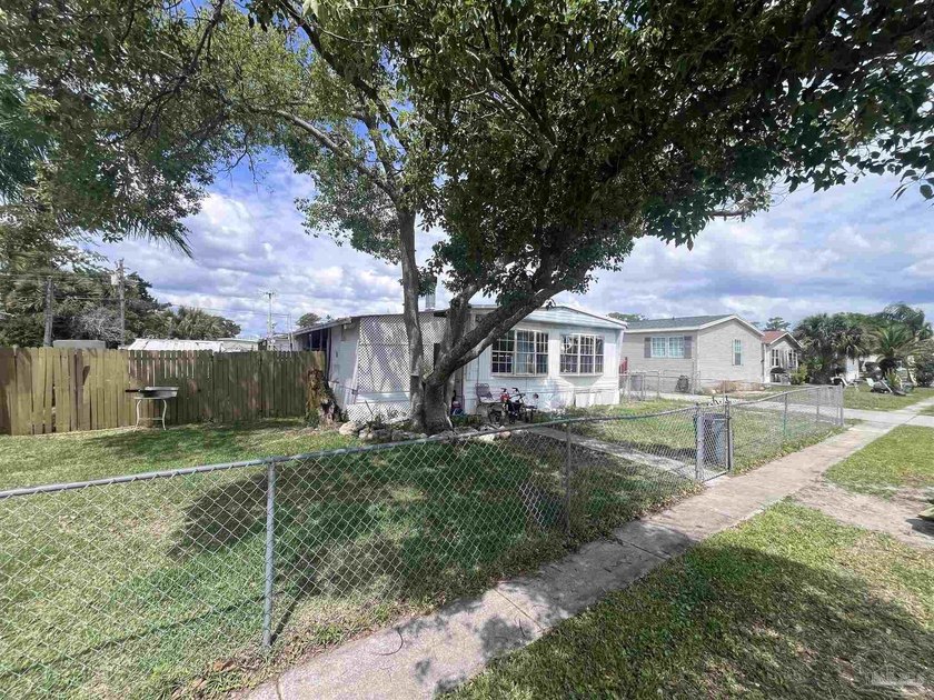 *****OWN THE LAND******NO LOT RENT*****NO HOA**********Port - Beach Home for sale in Port Orange, Florida on Beachhouse.com