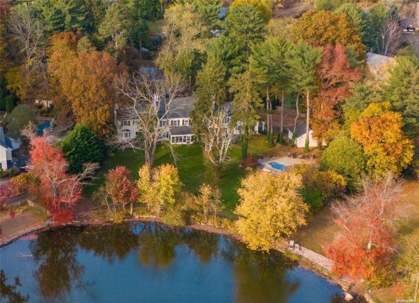 Waterfront Property! Step into this warm and inviting 5,552 sq - Beach Home for sale in Oyster Bay, New York on Beachhouse.com