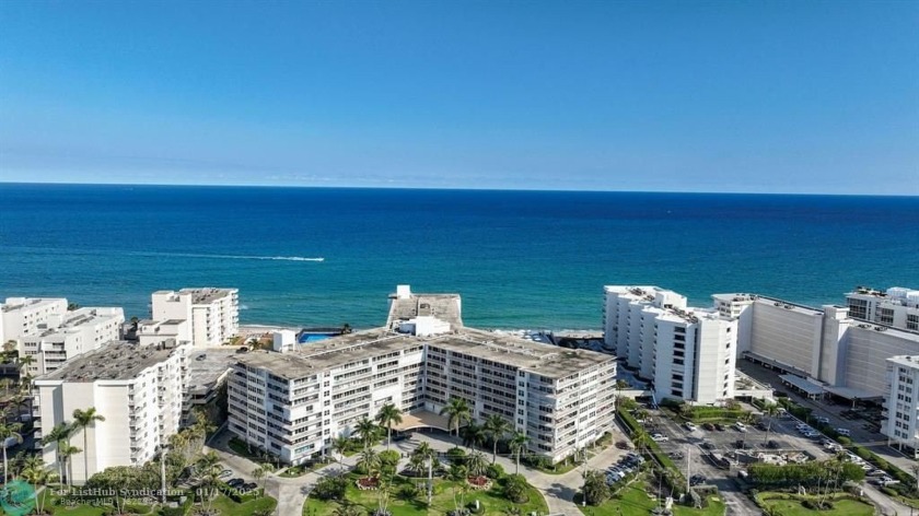 Discover coastal living at its finest in this outstanding - Beach Condo for sale in Palm Beach, Florida on Beachhouse.com