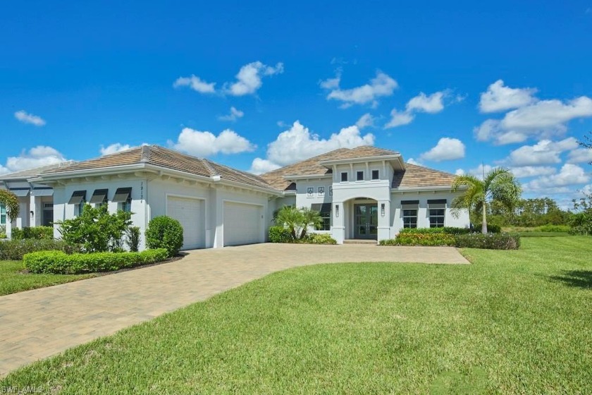 Spectacular lakeside and preserve setting with this Sterling III - Beach Home for sale in Fort Myers, Florida on Beachhouse.com