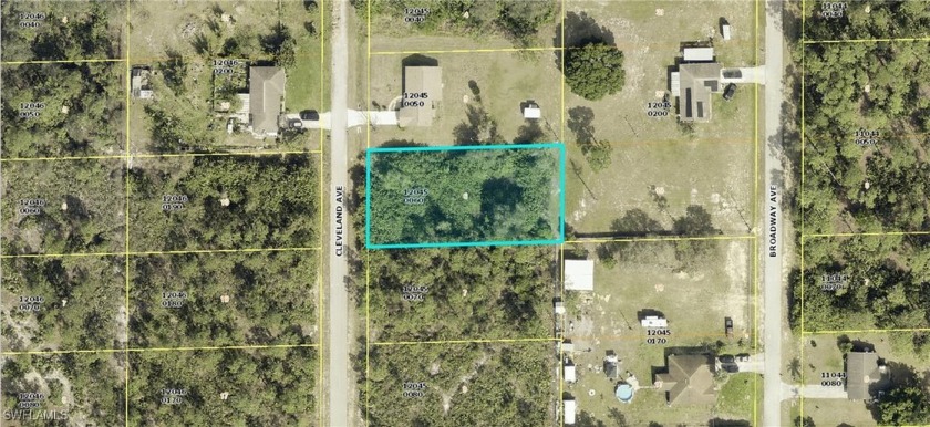 Prime 0.50 acre vacant lot in Lehigh Acres. Perfectly located in - Beach Lot for sale in Lehigh Acres, Florida on Beachhouse.com