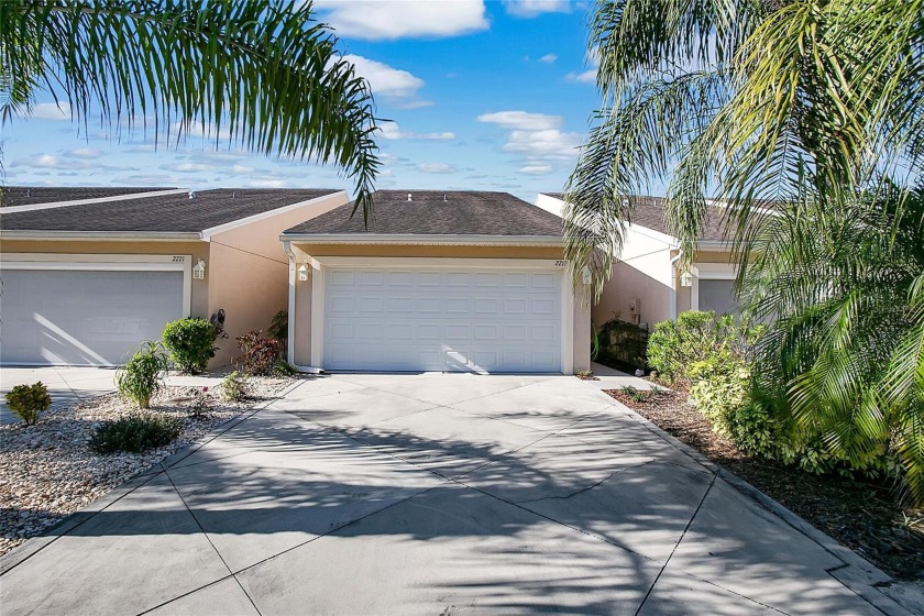 Price improvement. This beautiful townhouse in the picturesque - Beach Townhome/Townhouse for sale in New Smyrna Beach, Florida on Beachhouse.com