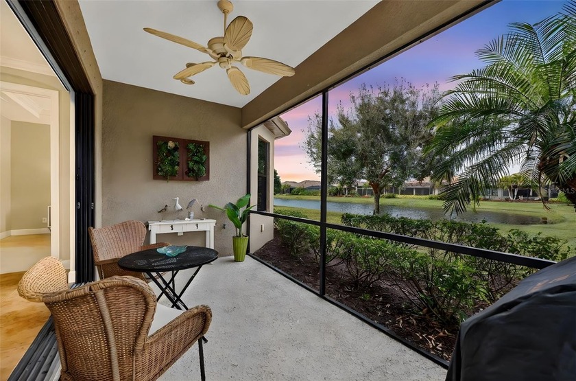 MAINTENANCE-FREE ELEGANCE WITH POND VIEWS! Welcome to your - Beach Home for sale in Bradenton, Florida on Beachhouse.com