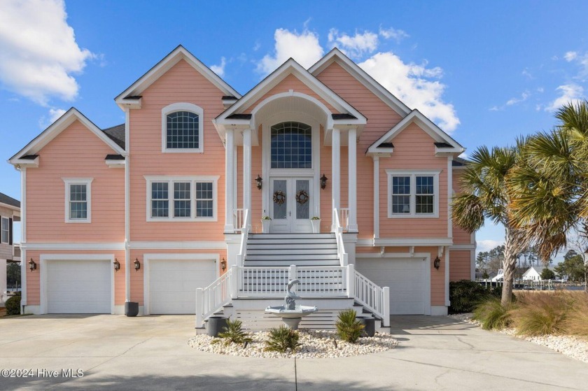 Welcome to this stunning coastal home in the highly desirable - Beach Home for sale in Beaufort, North Carolina on Beachhouse.com