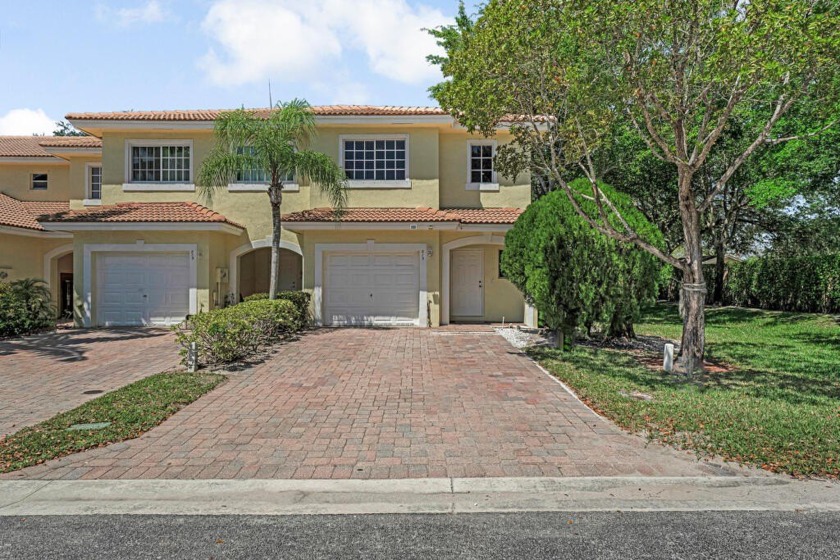 Welcome to 813 Imperial Lake Road, a beautifully renovated - Beach Townhome/Townhouse for sale in West Palm Beach, Florida on Beachhouse.com