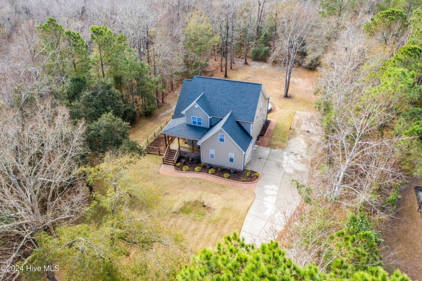 Welcome to this enchanted cottage situated in a country setting - Beach Home for sale in Hampstead, North Carolina on Beachhouse.com