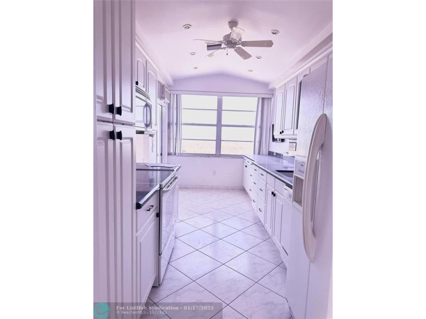 Beautiful apartment in Aventura 2-bedroom, 2-bathroom penthouse - Beach Condo for sale in North Miami Beach, Florida on Beachhouse.com