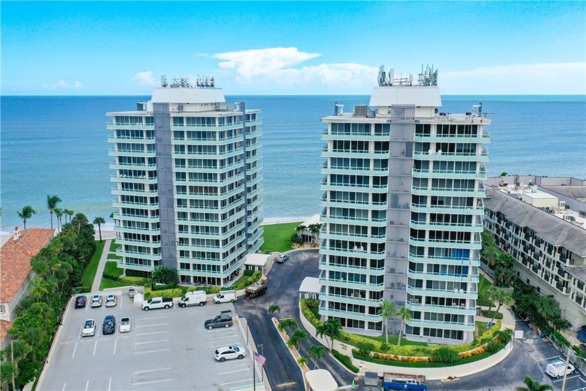 Great Ocean views from this beautiful corner condo w/ natural - Beach Home for sale in Vero Beach, Florida on Beachhouse.com