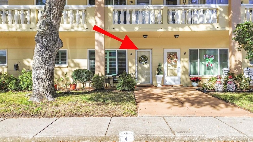 Welcome to an 1100 sq.ft., 2 Bedroom/2 Bathroom condo #4 in the - Beach Condo for sale in Clearwater, Florida on Beachhouse.com